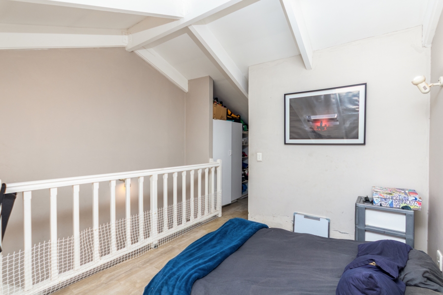 1 Bedroom Property for Sale in Green Point Western Cape